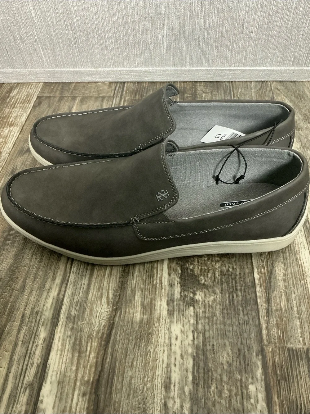 Izod Men’s Grey Slip-On Casual Loafer Size 13